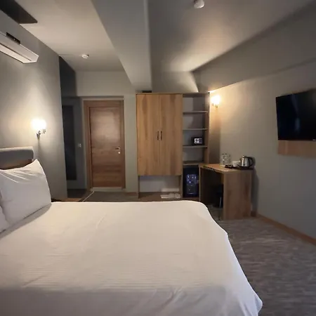 Elite World Go Hotel