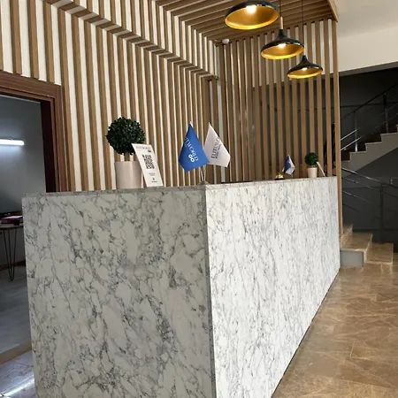 Elite World Go Hotell 3*
