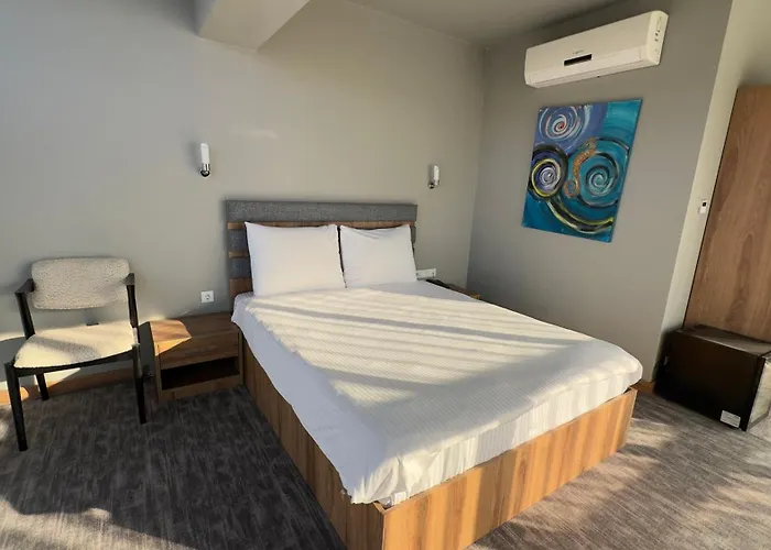 Elite World Go 3* Inegol