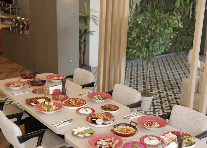 ホテル Elite World Go 3*